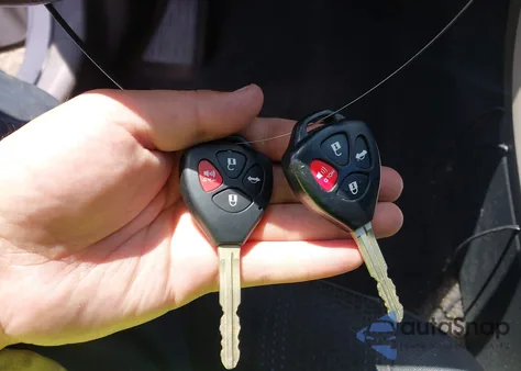 2011 Toyota Corolla S from USA, damaged, VIN 2T1BU4EE0BC708699